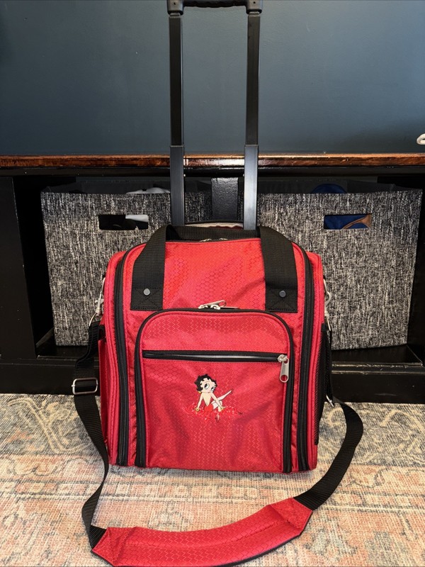 2011 King Features Syndicate Betty Boop Carry-On Bag Compact Handle Wheels NWOT