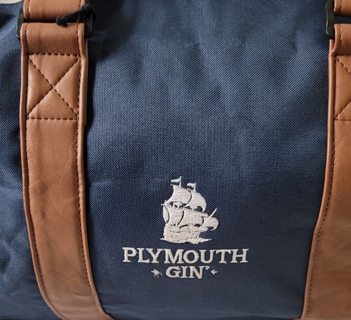 Herschel Novel Duffle Bag - Navy/Tan Synthetic Leather 39L NWT Plymouth Gin! gallery