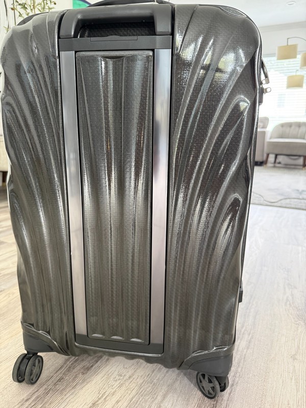 Samsonite C-Lite / Cosmolite Spinner 69/25 – Curv® Material – Metallic Graphite gallery