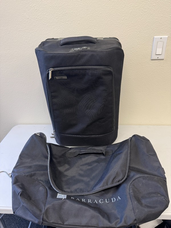 Barracuda Silver Gray 22″ Collapsible Wheeled Carry-On Luggage