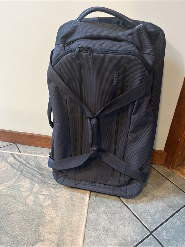 Thule Crossover 2 Wheeled Duffel 76cm/30″ Dress Blue