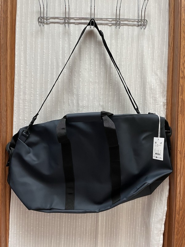 Rains Hilo Weekend Bag Large Navy Blue Overnight Travel Gym Carry Bag BRANDED gallery