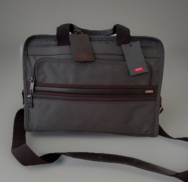 NEW Tumi ALPHA Slim Deluxe Portfolio Laptop Brief Briefcase – ANTHRACITE & BROWN