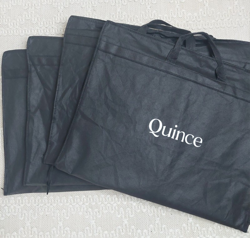Quince -Suit & Garment Protector/ Travel Black Zip Bags! Lot Of 4! (1) gallery