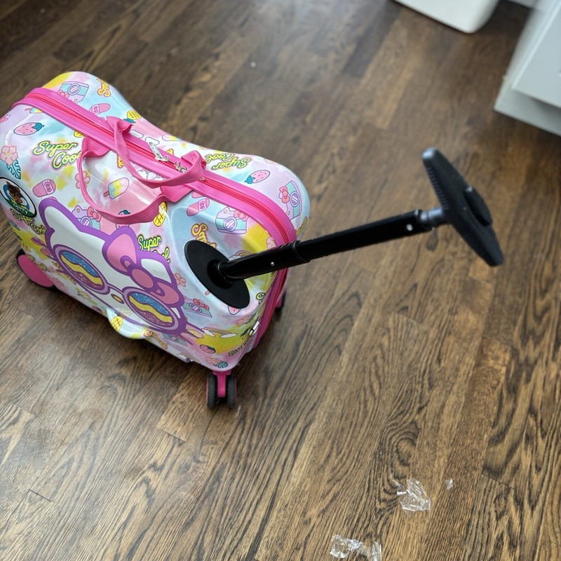 Hello Kitty Ride on Spinner Suitcase Kids Rolling Carry on gallery