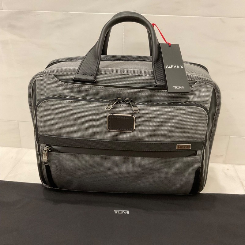 NEW Tumi ALPHA X 15.75” Organizer Laptop Brief Briefcase – METEOR GRAY & BLACK
