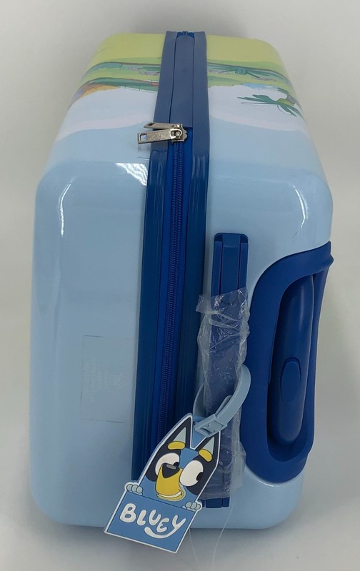 Bluey Kid’s Licensed 2 Piece Luggage Set Wheeled Hardside Case Backpack Tag gallery