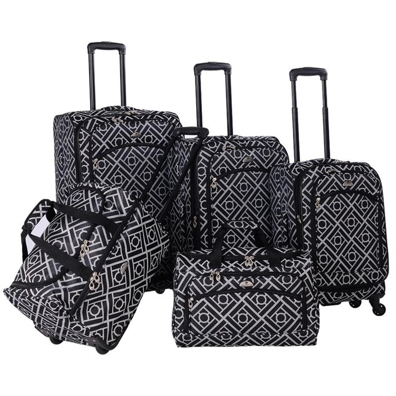 Pemberly Row Traditional Polyester 5-Piece Luggage Set in Black