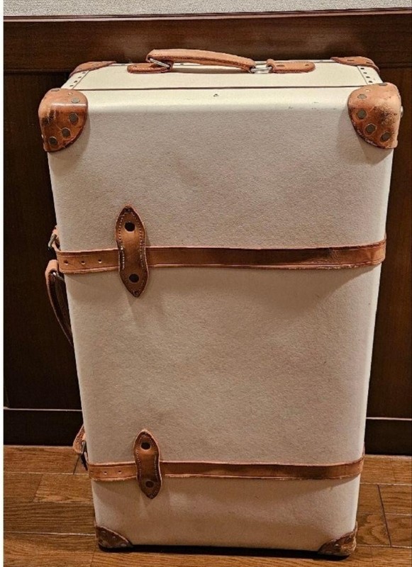 GLOBE TROTTER Safari Large 30 Inch Trolley Carry Case Luggage Bag Ivory White