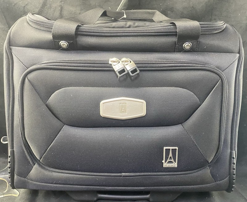 Travelpro Maxlite Softside Lightweight Rolling Underseat Tote Upright 2 Wheel