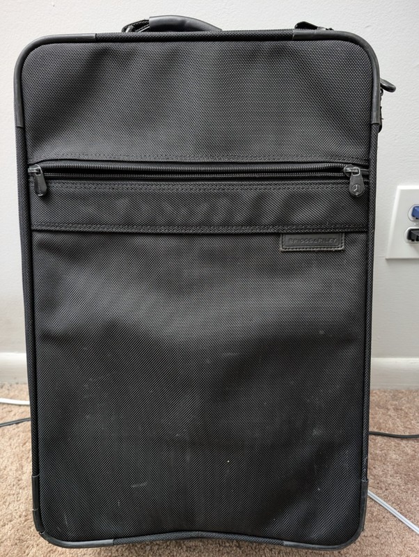 Vintage Briggs And Riley Travelware Black Large Soft Side Carry On Luggage