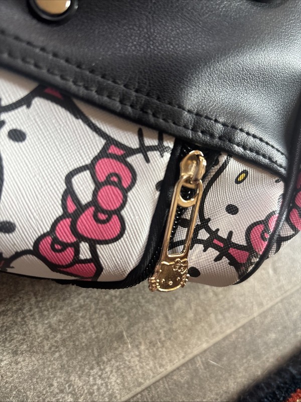 HELLO KITTY ROLLING DUFFLE LUGGAGE CARRY ON BAG SUITCASE Travel gallery