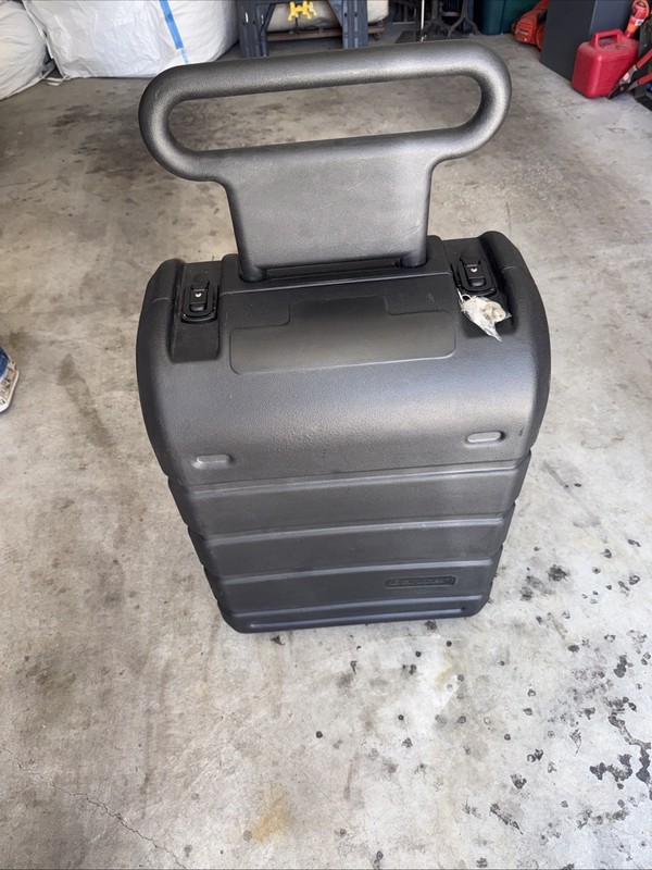 Baxter Locable Wheeled Travel Case For ADP Unit With Keys gallery