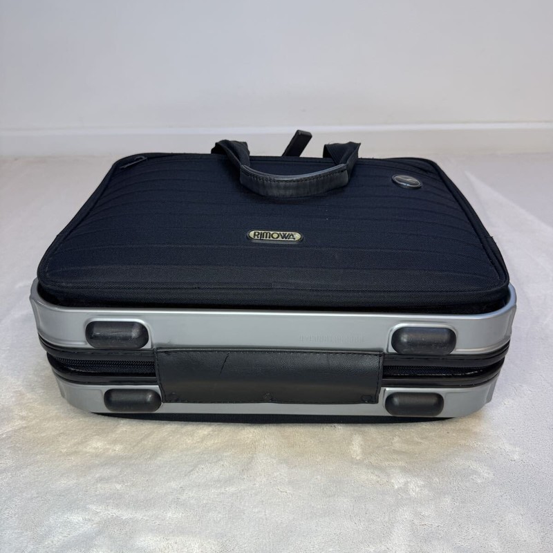 Rimowa Lufthansa Notebook Case Business Bag 16L Silver gallery