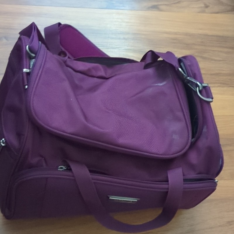 Samsonite Purple Polyester Duffle Bag Adjustable Straps Multiple Compartments
