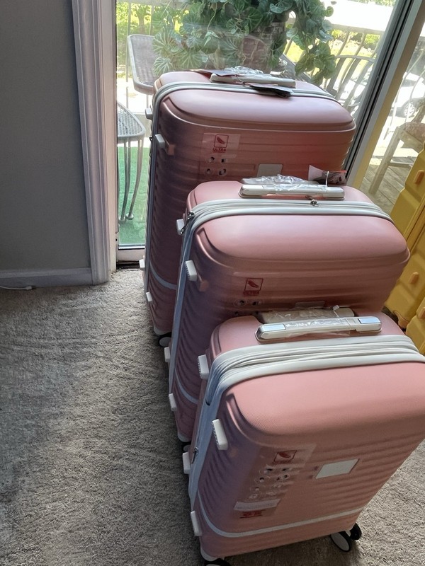 Hardcase Spinner 3-Piece Luggage Set, Pink ABS Plastic, 19"-22" gallery