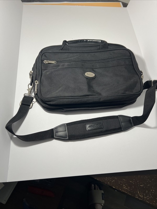 PATHFINDER Computer Carry on Professional Business Bag weekend wheels college
