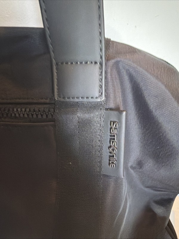 Samsonite Better Than Basics Weekender Duffle Bag gallery
