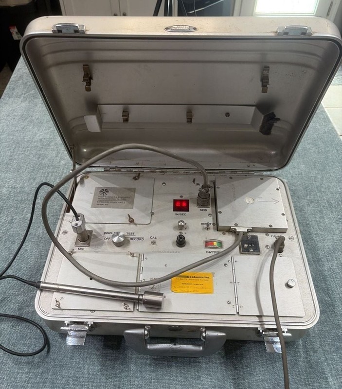 Philip R. Berger & Assoc. Safeguard Seismic Unit II in Zero Centurion Elite Case