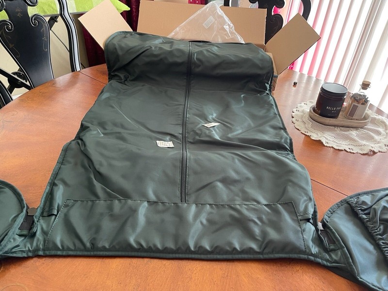 Carry On - Halfday Duffel Garment Bag - For Executives - With Shoe Pockets gallery
