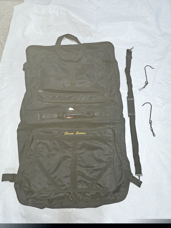 Jesse James-branded Garment Bag/ Travel Bag Used gallery