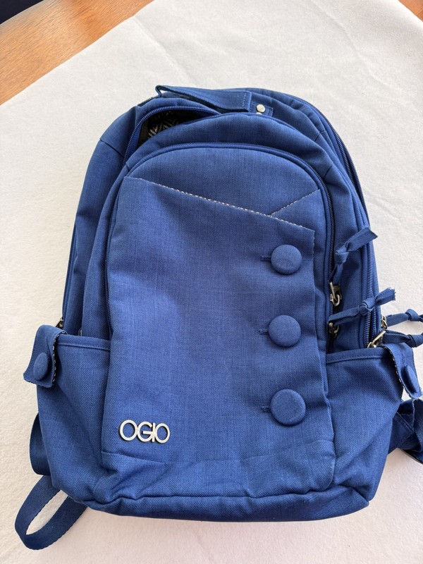 Woman’s OGIO Laptop Backpack Colbolt Blue