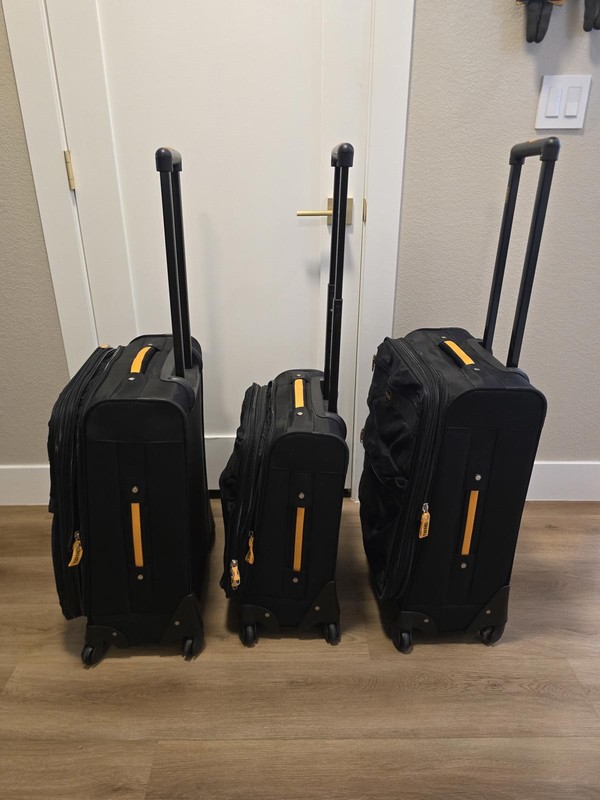 Lucas Designer Ultralight Softside Expandable Luggage gallery