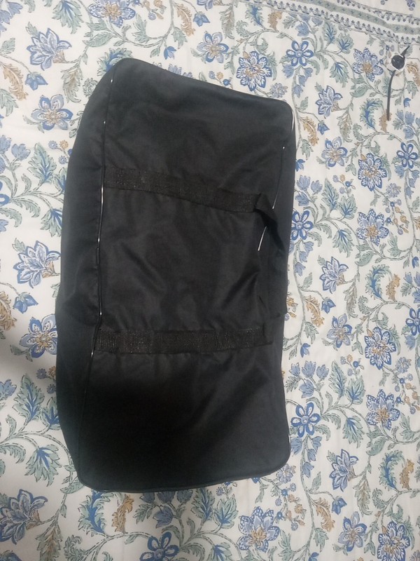 Lightweight Unbranded Duffle Travel Bag 22″ x 11″ x 9″