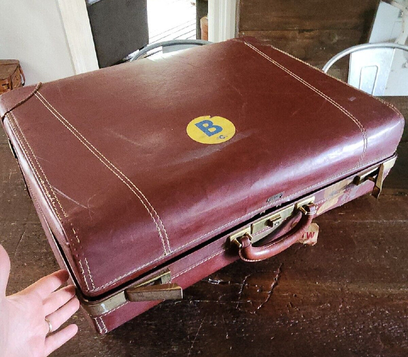 Vintage 50’s Genuine Brown Leather Suitcase Atom Lite Luggage 24 x 18 Hard Side