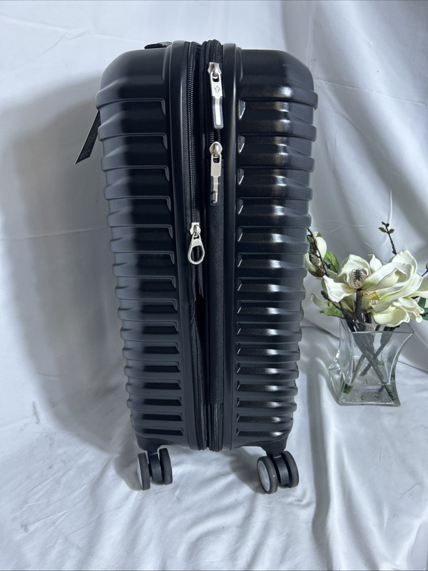 Samsonite Spin Tech 6 Carry-On Spinner Black gallery