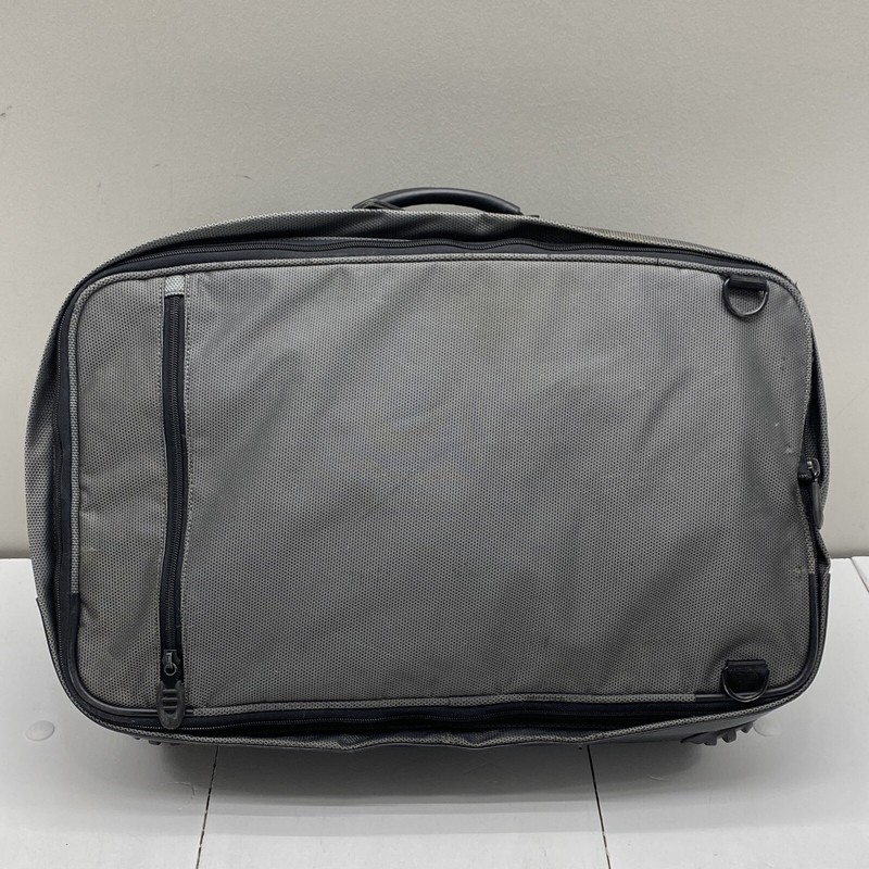 Tumi Duffle Bag Backpack Excursion Non-rolling 21x13x11 Gray Black Carry On gallery