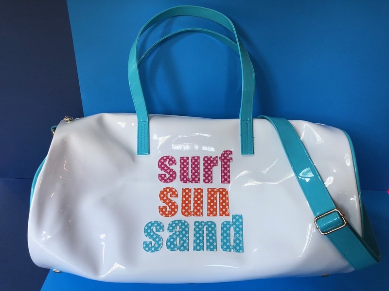 NEW! MACBETH Collection LG DUFFLE Bag WHITE PATENT 'Surf Sun Sand' Summer Beach