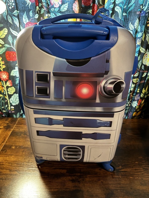 Star Wars R2-D2 Suitcase Spinner 21” Carry On Luggage