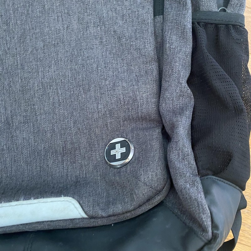 Swissdigital Smart Backpack Gray Laptop Travel Bag 19" Large USB Charging Port gallery