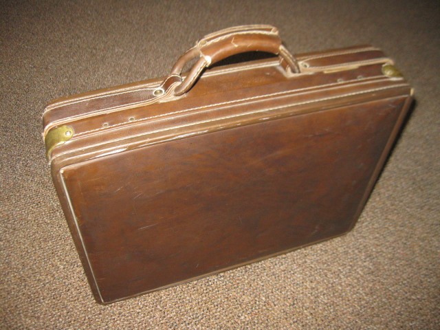 Hartmann BRIEFCASE Halston Style