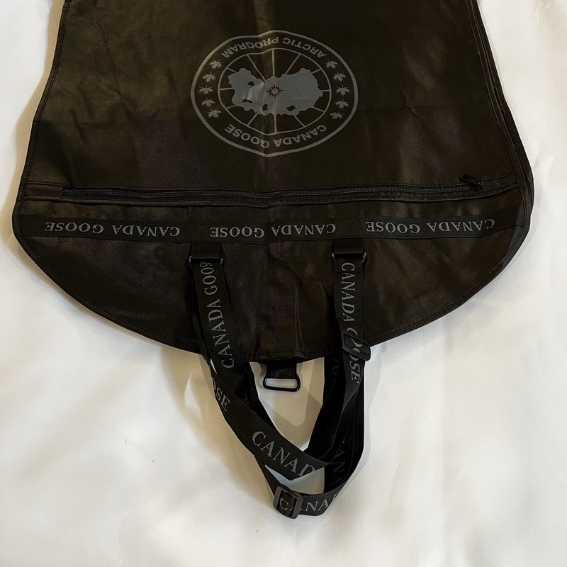 Canada Goose Arctic Program Logo Black Clothing Garment Bag EUC gallery