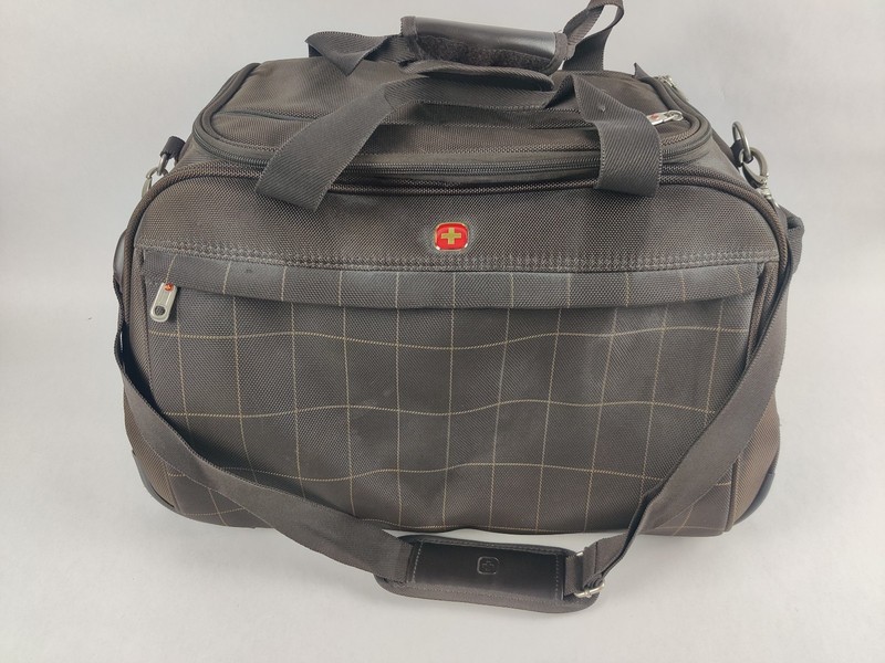 Swiss Gear Brown Travel Portable Wheel Rolling Soft Shell Strap Duffle Bag Brwn