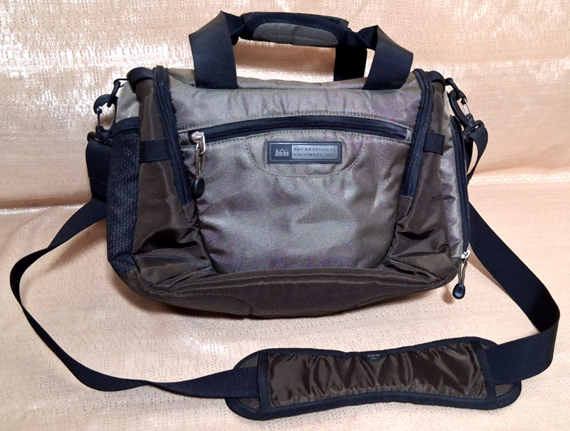 Good Used REI Zippered Tote Bag 778739 RECREATIONAL EQUIPMENT INC. 14 X 10 X 6