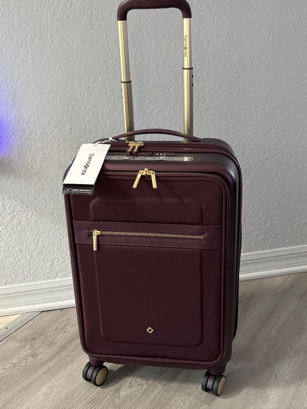 Samsonite Mobile Solution 2 Expandable 20" Carry-On Spinner Color: Merlot