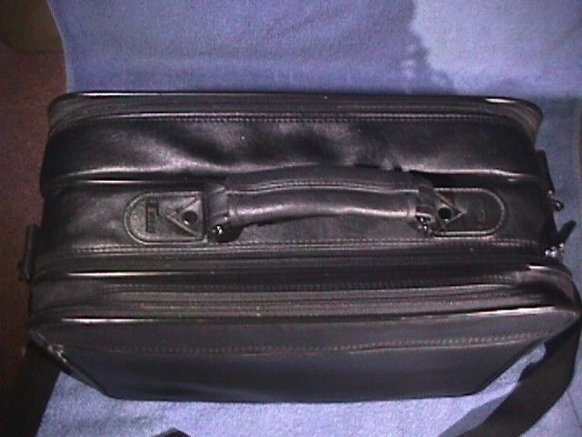 Targus carry Case with shoulder strap gallery