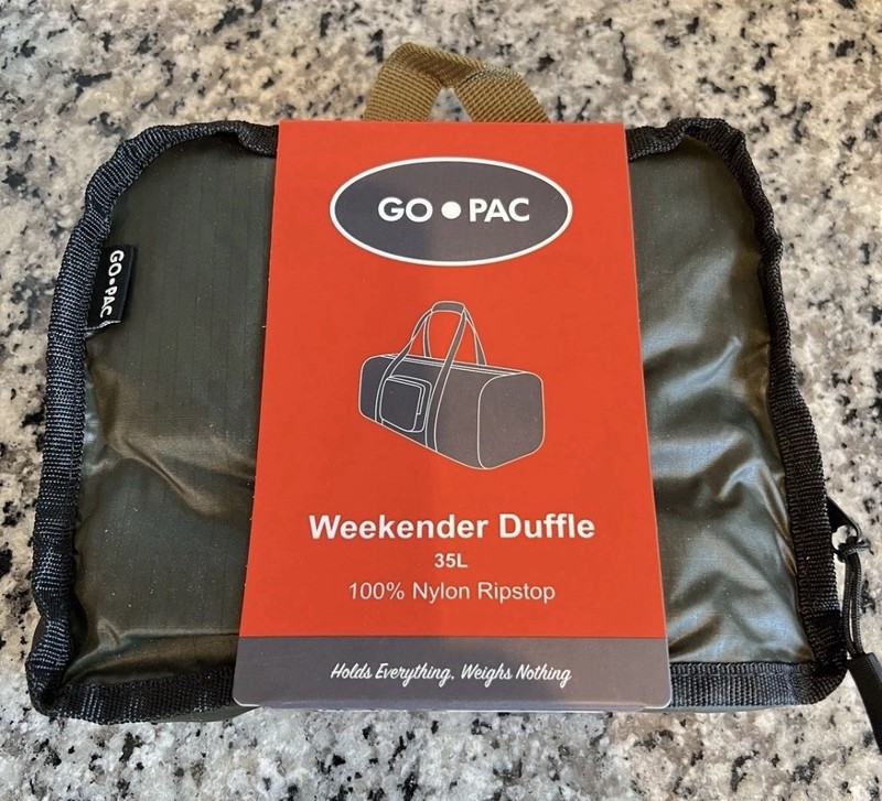New! Go PAC Weekender Olive Green Duffle Bag Travel Bag Gym Bag Carry On Vacay