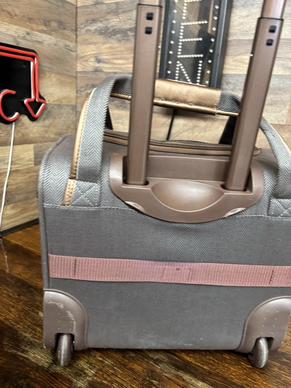 London Fog 15" gray Rolling Soft Shell Carry On Under Seat Luggage gallery