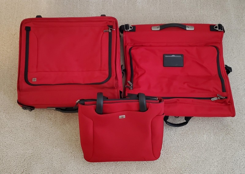 Victorinox Luggage By Swiss Army-3 Piece Set-Red & Black-Very Nice Set!!