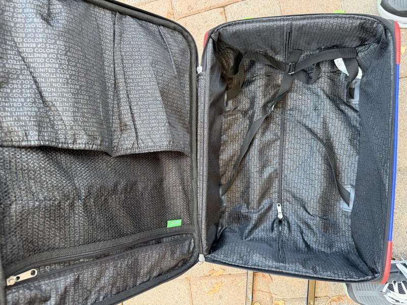 Beneton Soft Shell Carryon Suitcase gallery