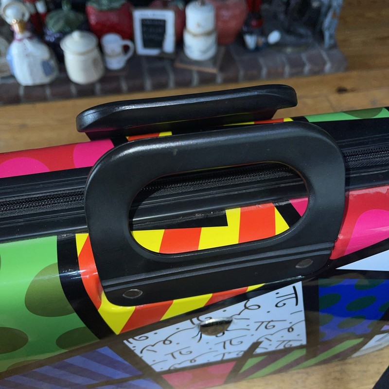 Heys Multicolor Geometric Polycarbonate Hardcase Train Case w/ Shoulder Strap gallery