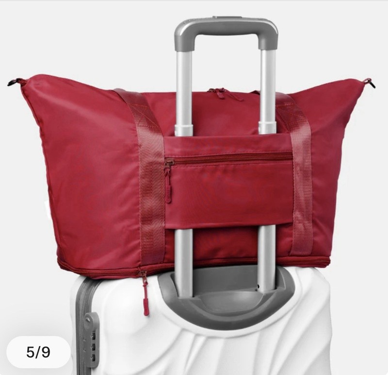 The Foldie® Travel Bag Red gallery