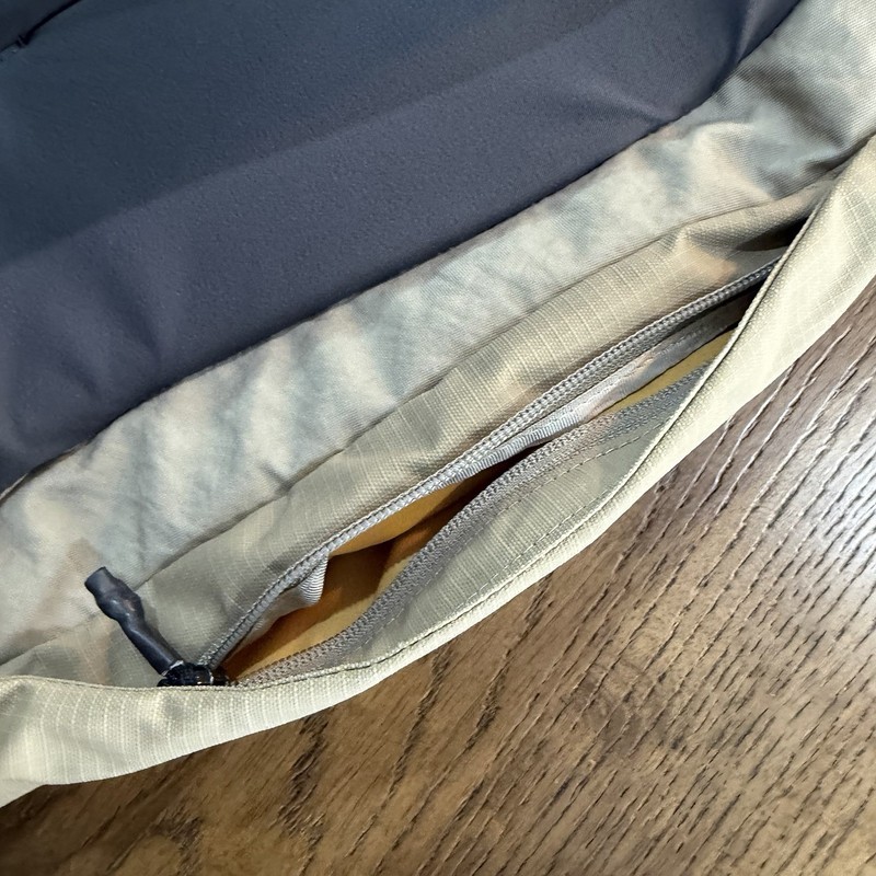 Bellroy Transit Workpack 20L Backpack + 14” Laptop Sleeve Limestone EUC gallery