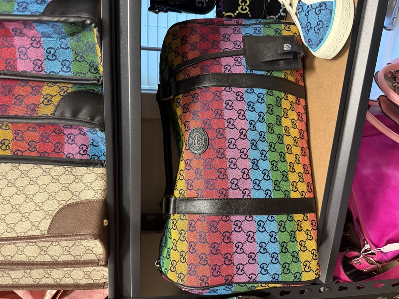 Gucci GG Monogram Multicolor Canvas & Leather 20″ Duffle Bag Adjustable Strap