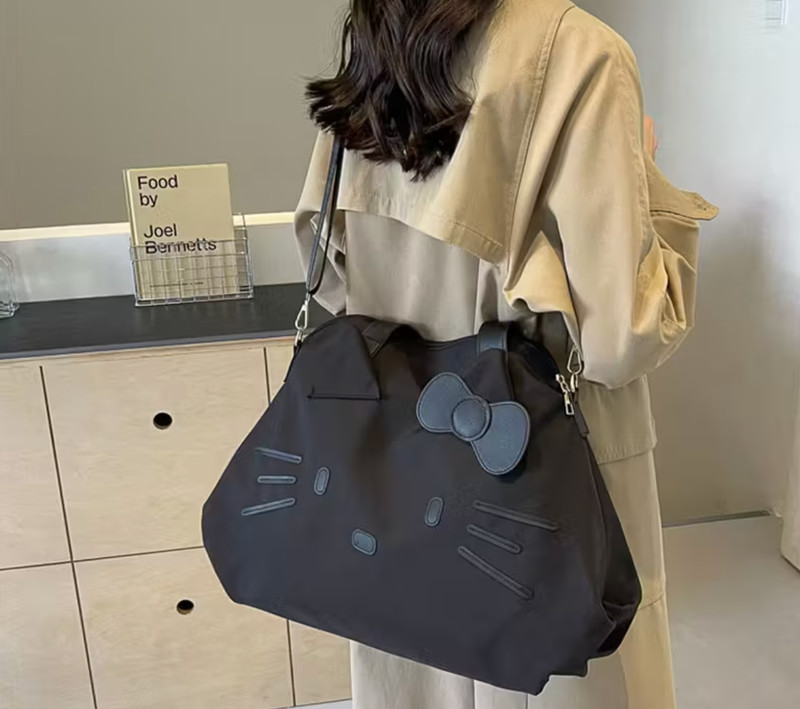Authentic Sanrio Hello Kitty 2025 New Spacious Tote Bag Large Black Travel Bag gallery