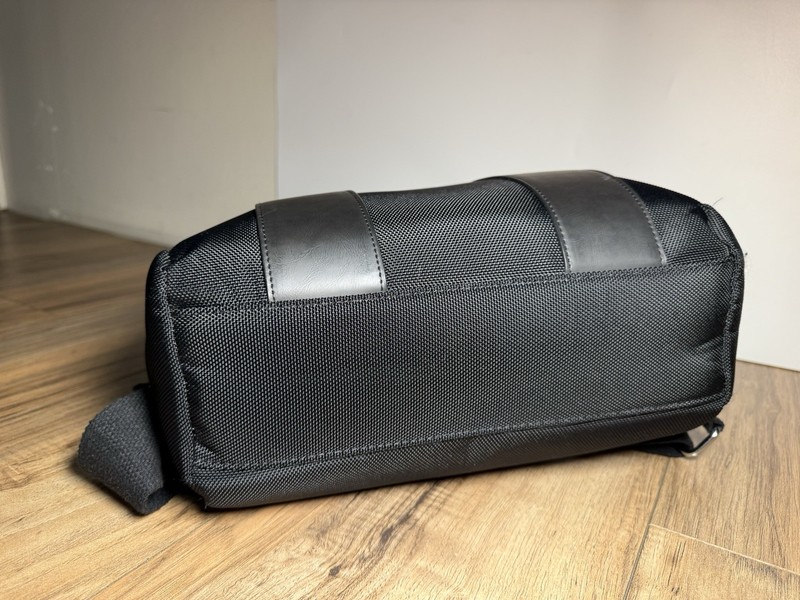 Steele & Borough The Backpack Water Repellent Heavy Duty Modern Mens Black EUC gallery